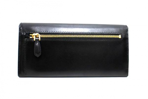 PRADAのブランド古着