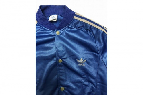 ヴィンテージアイテムのadidas