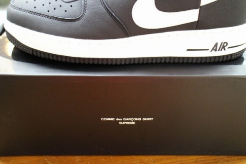 NIKEのCOMME des GARCONS