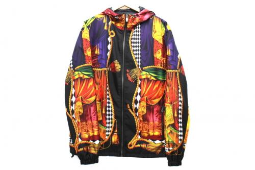 VERSACE　のヴェルサーチ