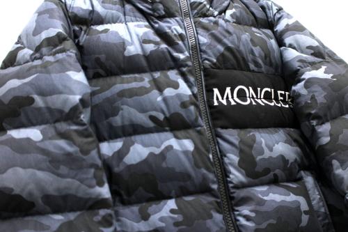 ラグジュアリーブランドのMONCLER