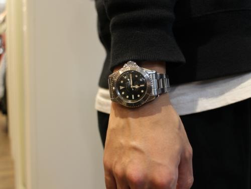 ヴァーグウォッチカンパニーの腕時計