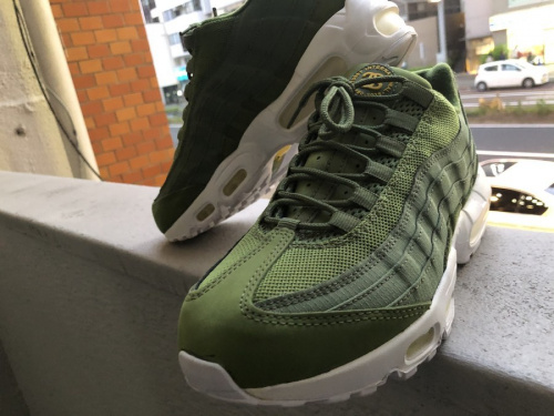 ストリートブランドのNIKE×STUSSY