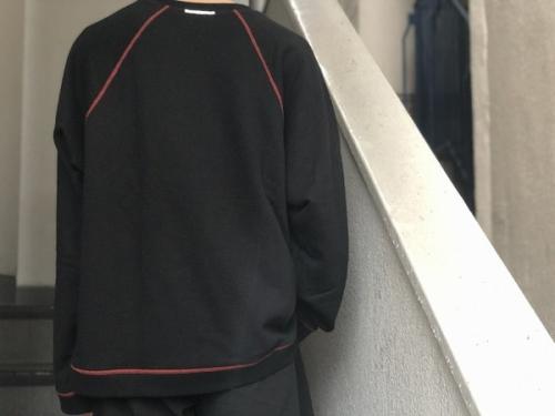 シュウのkowareteru sweater