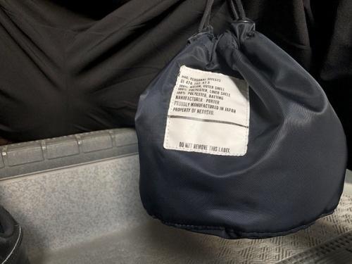 ポーター×ネクサスセブンの巾着ポーチ