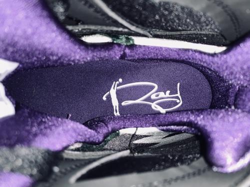 ナイキのエアジョーダン