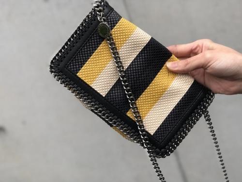 ステラマッカートニーのチェーンショルダーバッグ