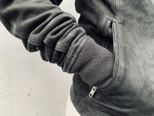 リックオウエンスのスウェードシングルライダースジャケット