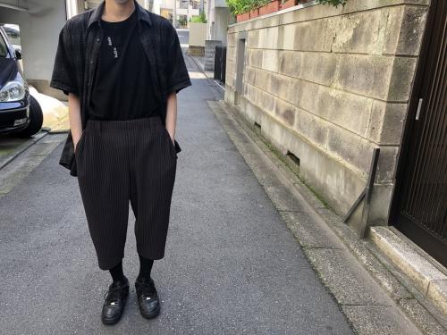 ワイドプリーツクロップドパンツの買取