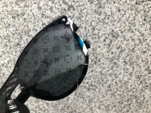 ルイ ヴィトン　のLVワイメア