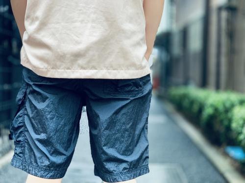 ストーンアイランドのナイロンハーフパンツ