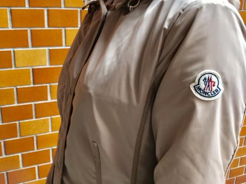 スプリングコートのANTHEMIS GIUBBOTTO