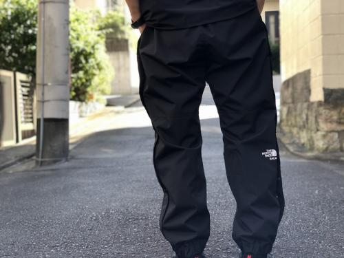 ザノースフェイス×サカイのサイドジップナイロンパンツ