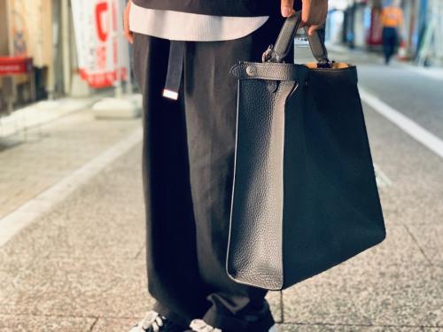 フェンディのピーカブーエックスライトフィット