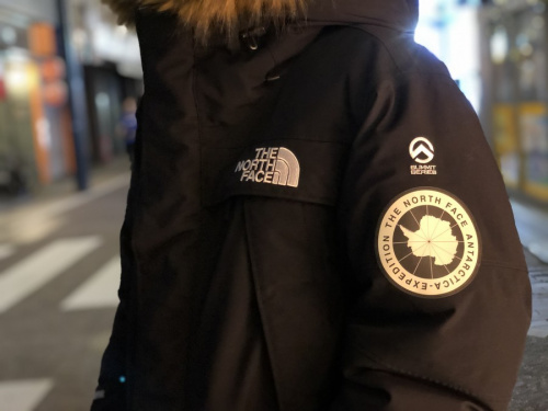 アウトドアブランドのTHE NORTH FACE