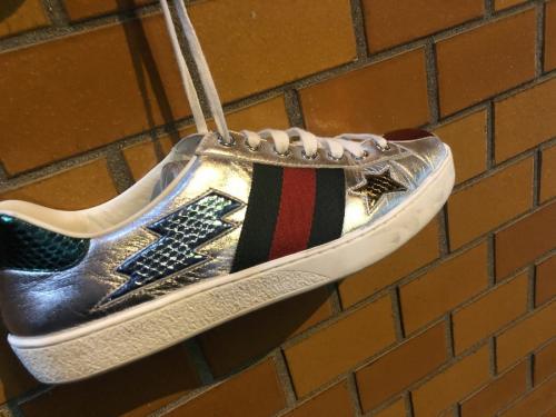 アイヤーズディテールロートップスニーカーのブランド買取