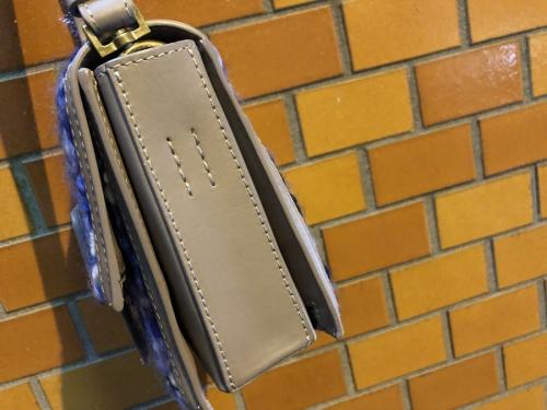 ニットデザインショルダーバッグのブランド買取