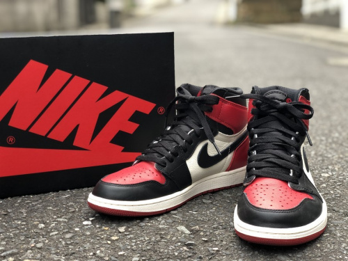 ストリートブランドのNIKE