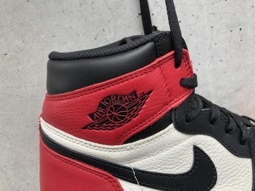 ナイキのエアジョーダン1レトロハイOG