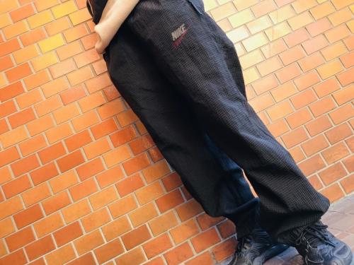 NIKE × SUPREMEのナイキ × シュプリーム