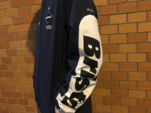 アウトドアブランドのFCRB