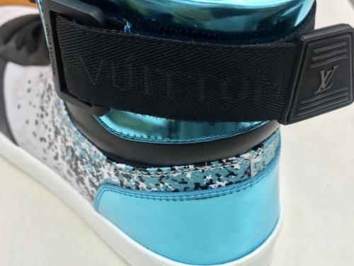 ルイヴィトンのスプラッシュリヴォリハイカットスニーカー