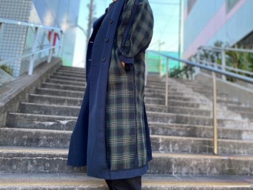 エンフォルドのリバーシブルトレンチコート