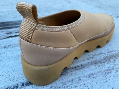 バウンススニーカーのブランド買取