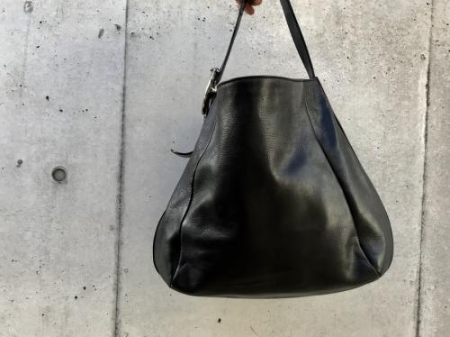 グッチのホースヘッドレザーショルダーバッグ