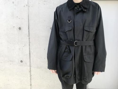 サバイのオイルドジャケット