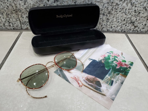 ドメスティックブランドのbuddy optical