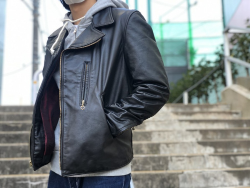 ストリートブランドのSupreme × SCHOTT