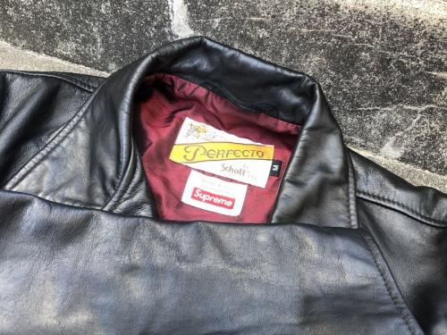 シュプリーム × ショットのダブルライダースジャケット