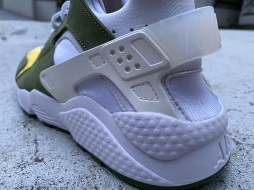 AIR HUARACHE LEの古着買取