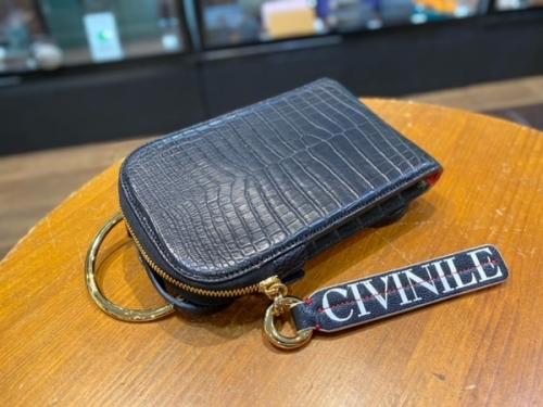 チビナイルのクロコバッグ