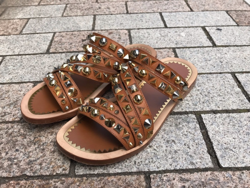 インポートブランドのChristian Louboutin