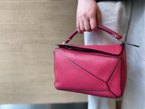 ロエベのPUZZLE SMALL BAG