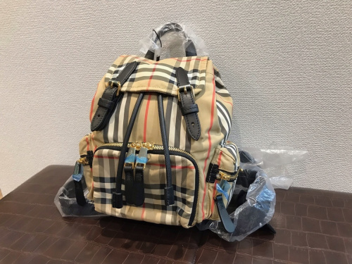 インポートブランドのBURBERRY