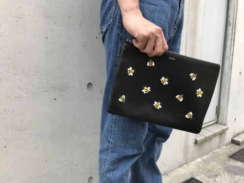 ディオール　アンド　カウズのバッグ