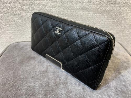 長財布のキャビアスキン