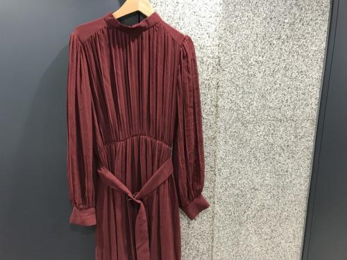 ザラのワンピース