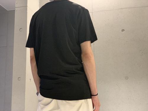 ディースクエアードのグラフィックTシャツ