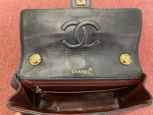 シャネルのバッグ