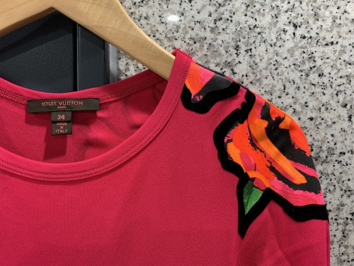 ラグジュアリーブランドのLOUIS VUITTON 　