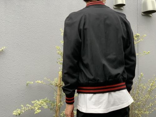 テディジャケットのダメージ加工