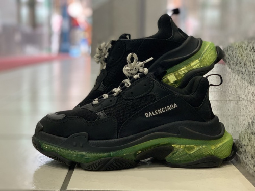 ラグジュアリーブランドのBALENCIAGA