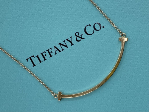 ラグジュアリーブランドのティファニー