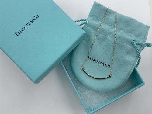 スマイルペンダントのアクセサリー