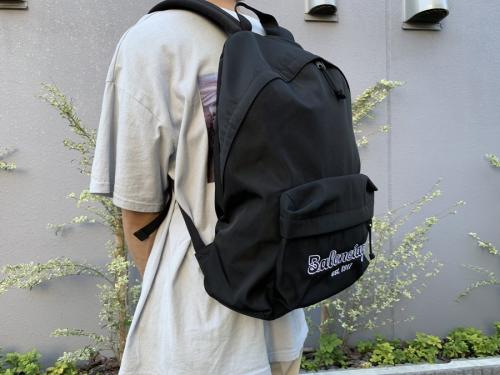 BALENCIAGAのバレンシアガ
