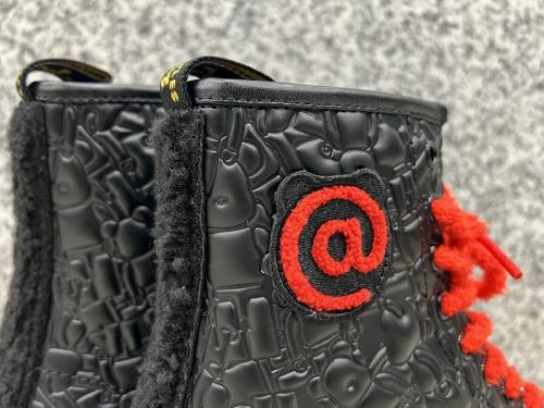 8ホールブーツのベアブリック